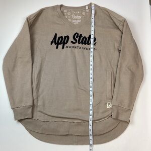 Royce Apparel Women’s Appalachian State Sweatshirt Size L Tan
